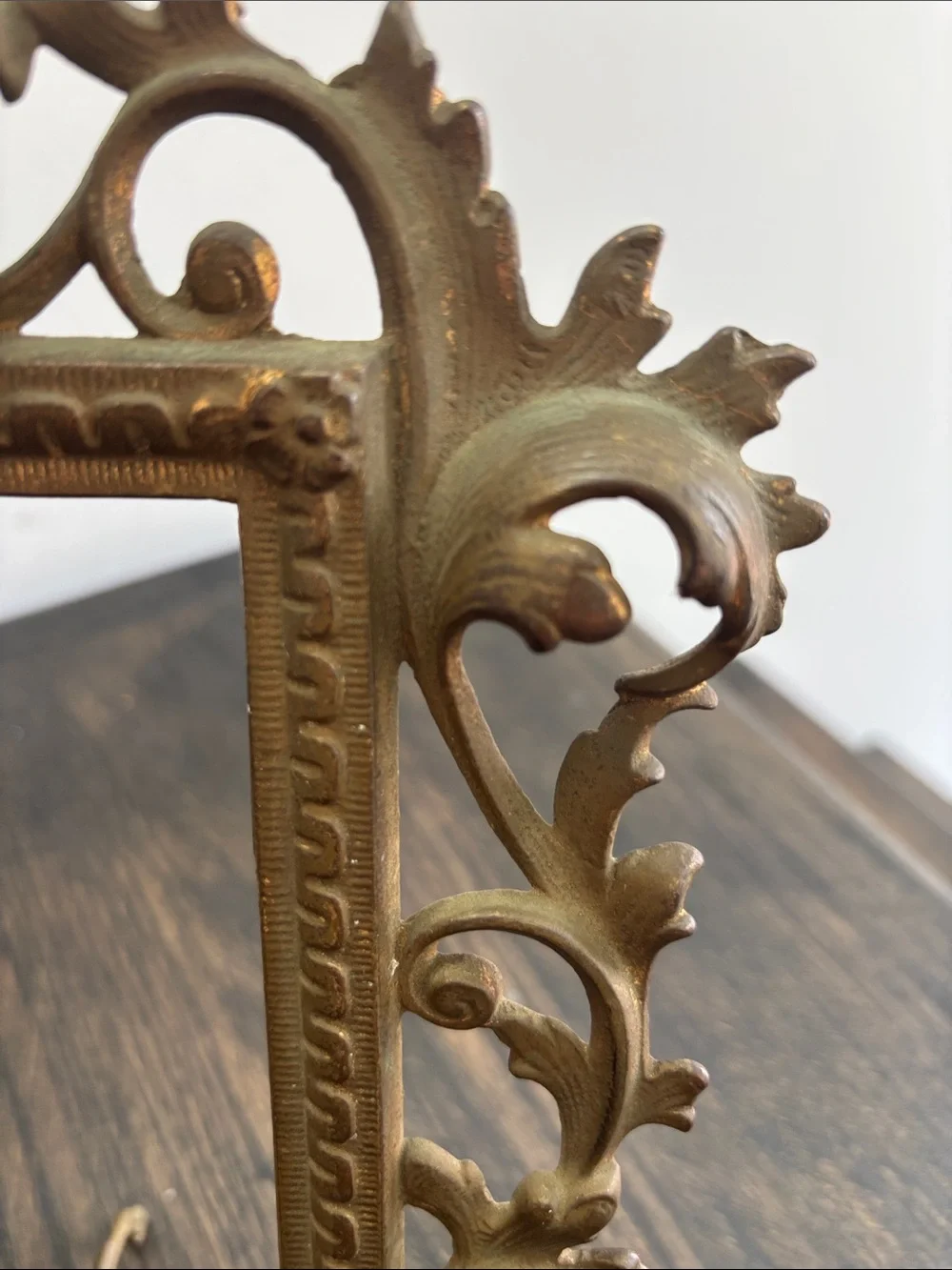 Vintage brass/gold tone table frame,ornate design,no glass, 12x8.5”,5x7” photo